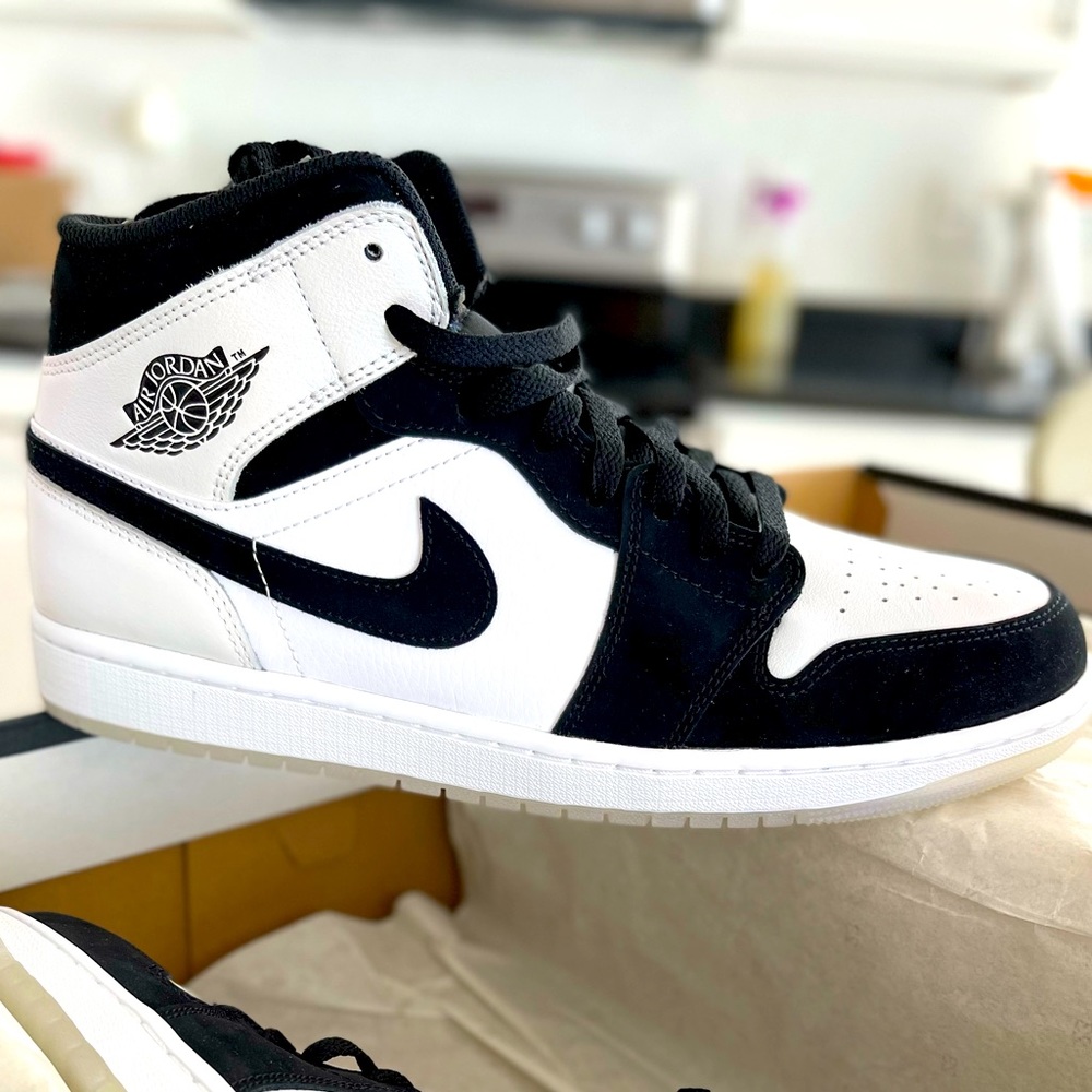 AIR JORDAN 1 MID SE Men’s 11.5